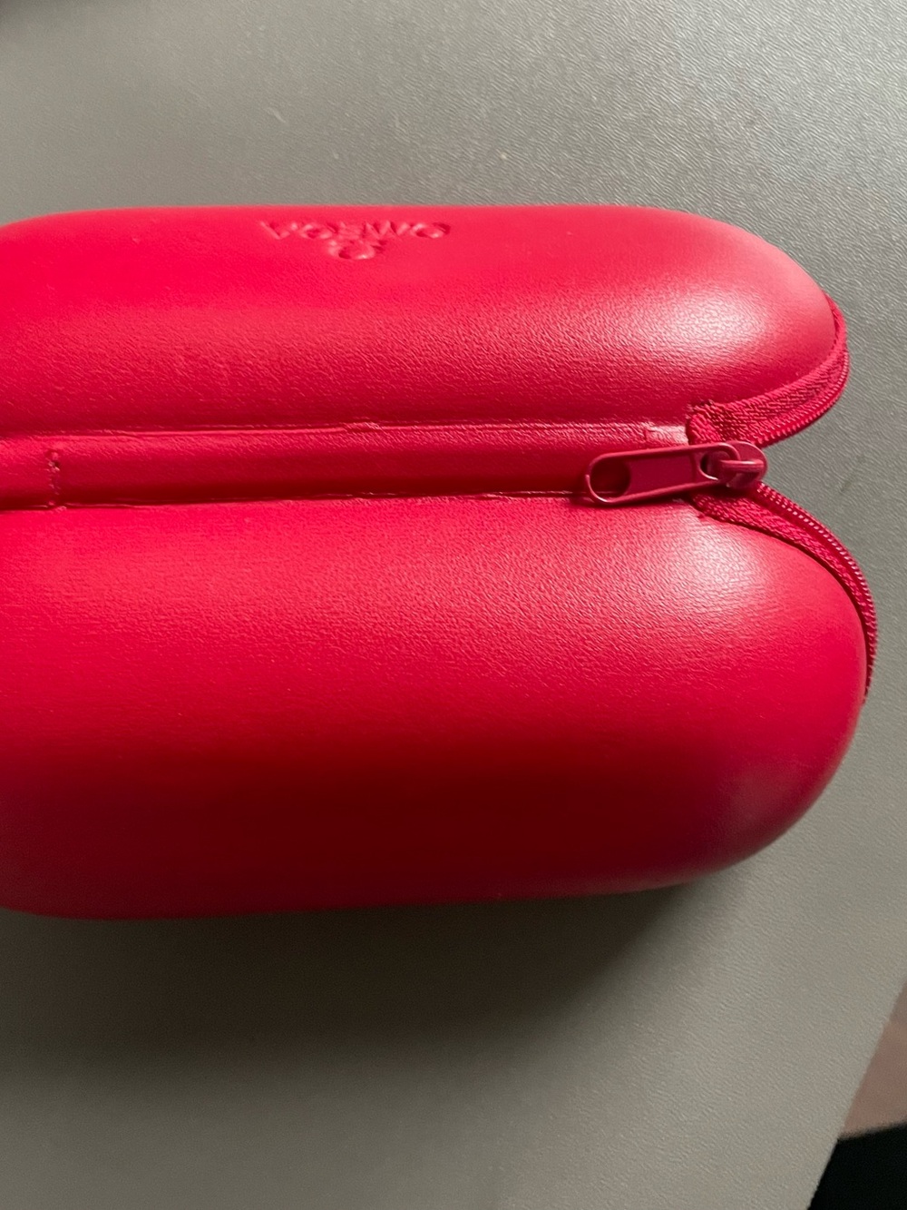 Omega Red Zip Travel Case - Picture 3 of 3